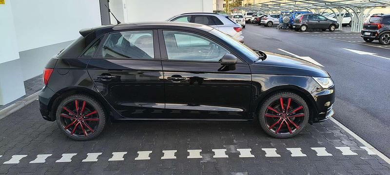 Usata Audi A1 Sportback Ambiente 82 CV (60 kW) 2016 Nero Utilitaria