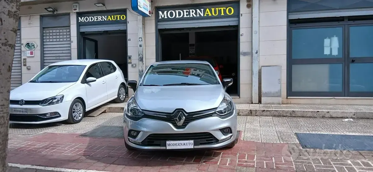 Usata Renault Clio IV 90 CV (66 kW) 2019 Grigio Berlina