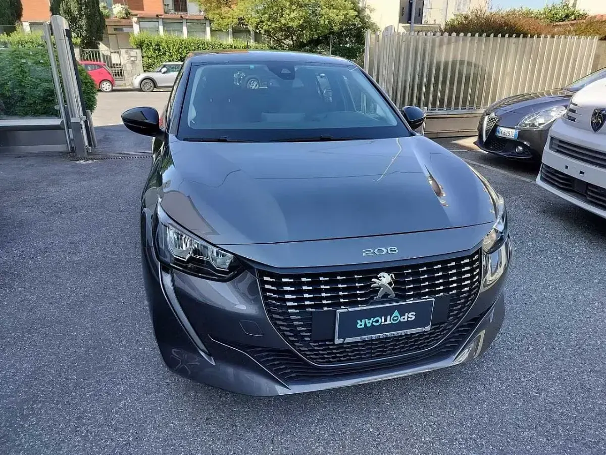 Usata Peugeot 208 Allure 101 CV (74 kW) 2023 Utilitaria