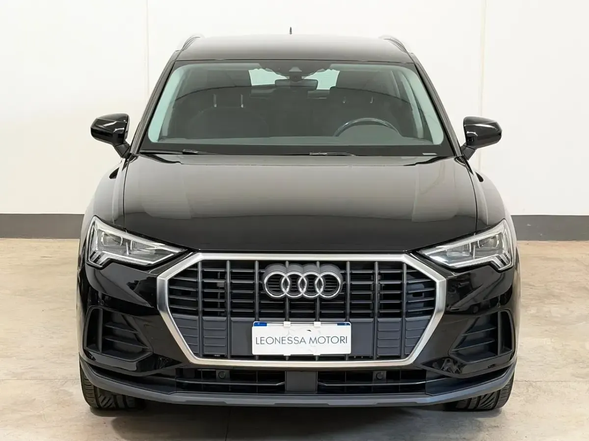 Usata Audi Q3 Ambiente 150 CV (110 kW) 2021 Nero SUV