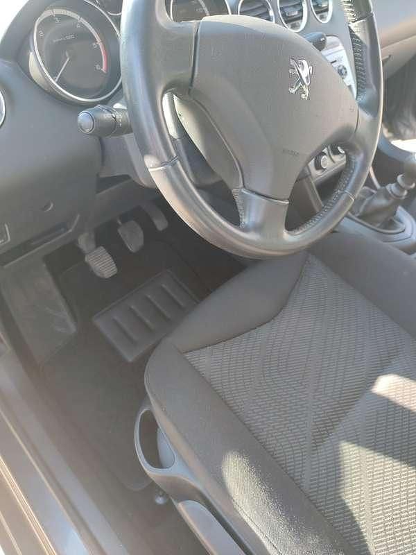 Usata Peugeot 308 SW Premium 109 CV (80 kW) 2010 Station wagon