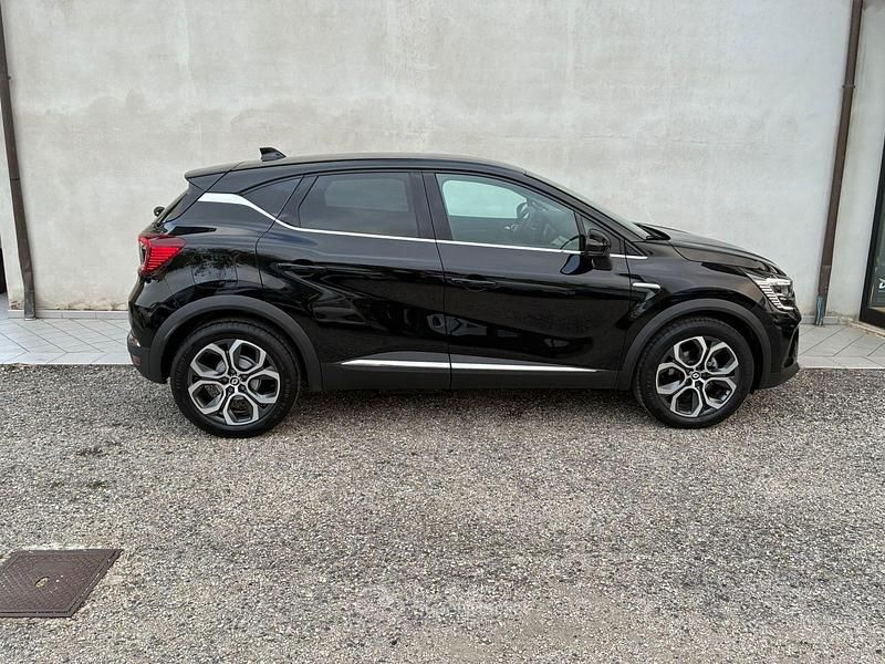 Usata Renault Captur Techno 91 CV (66 kW) 2024 Nero SUV