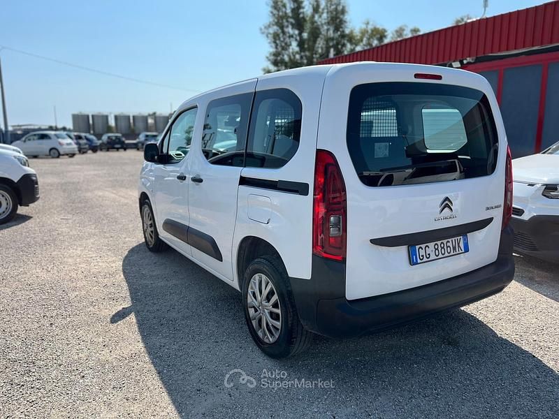 Usata Citroën Berlingo 102 CV (75 kW) 2021 Bianco Monovolume