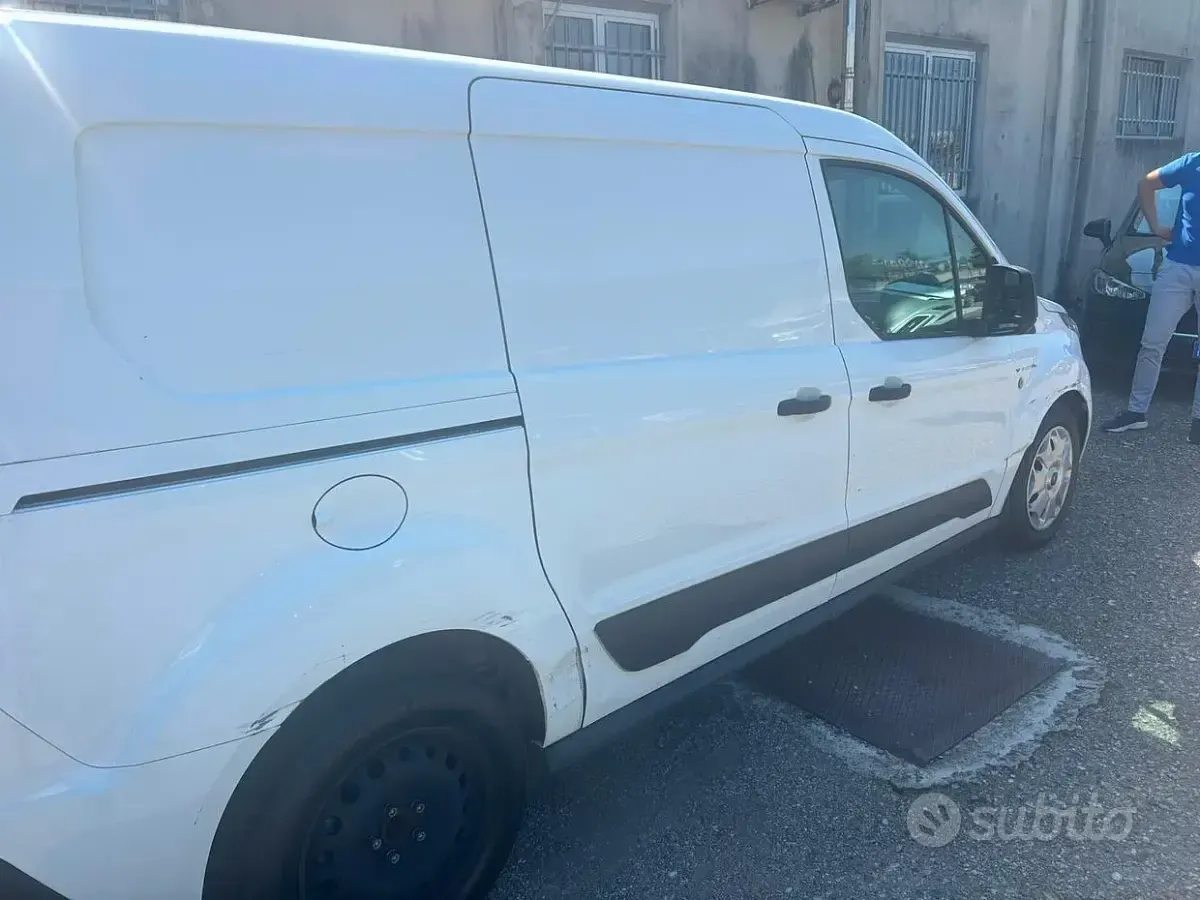Usata Ford Transit Connect 101 CV (74 kW) 2018 Bianco Monovolume