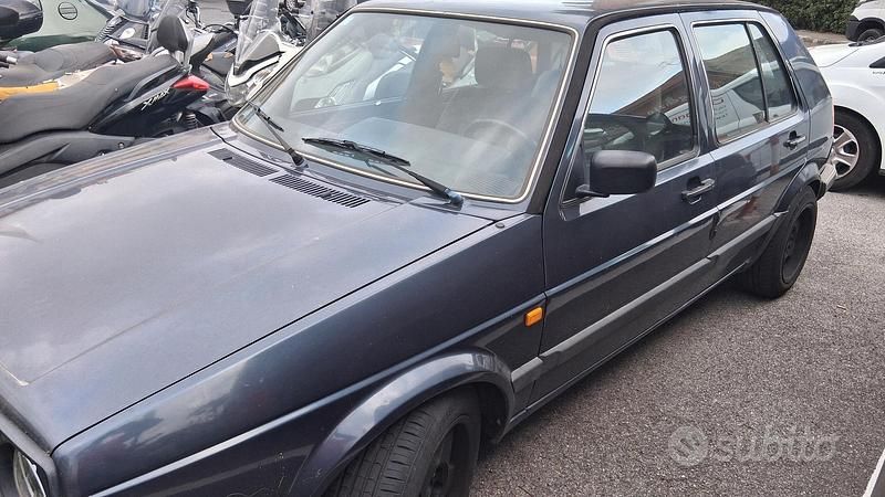 Usata VW Golf II 54 CV (39 kW) 1988 Blu Utilitaria
