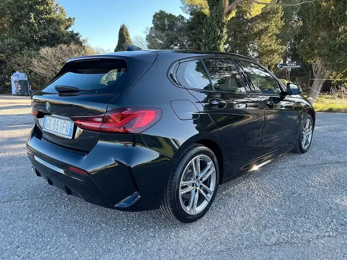 Usata BMW 116 M Sport 109 CV (80 kW) 2022 Nero Utilitaria