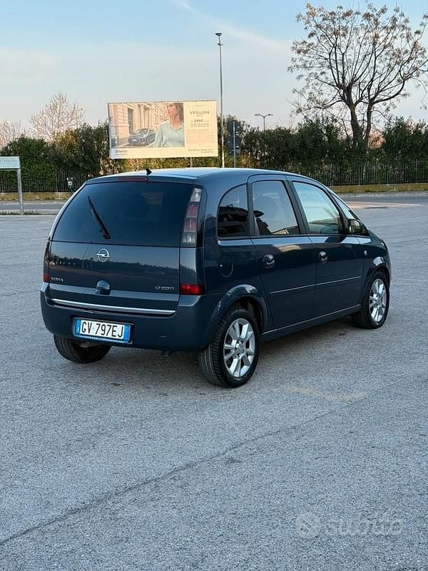 Usata Opel Meriva 101 CV (74 kW) 2008 Monovolume