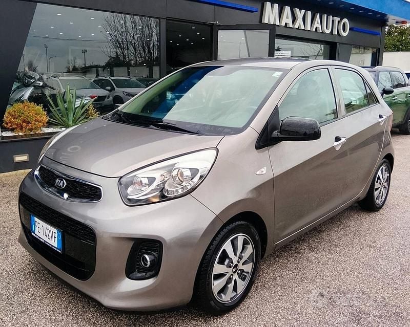 Occasion Kia Picanto 66 ch (48 kW) 2016 Beige Citadine