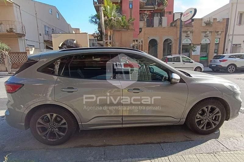 Usata Ford Kuga ST-Line 120 CV (88 kW) 2021 Grigio SUV
