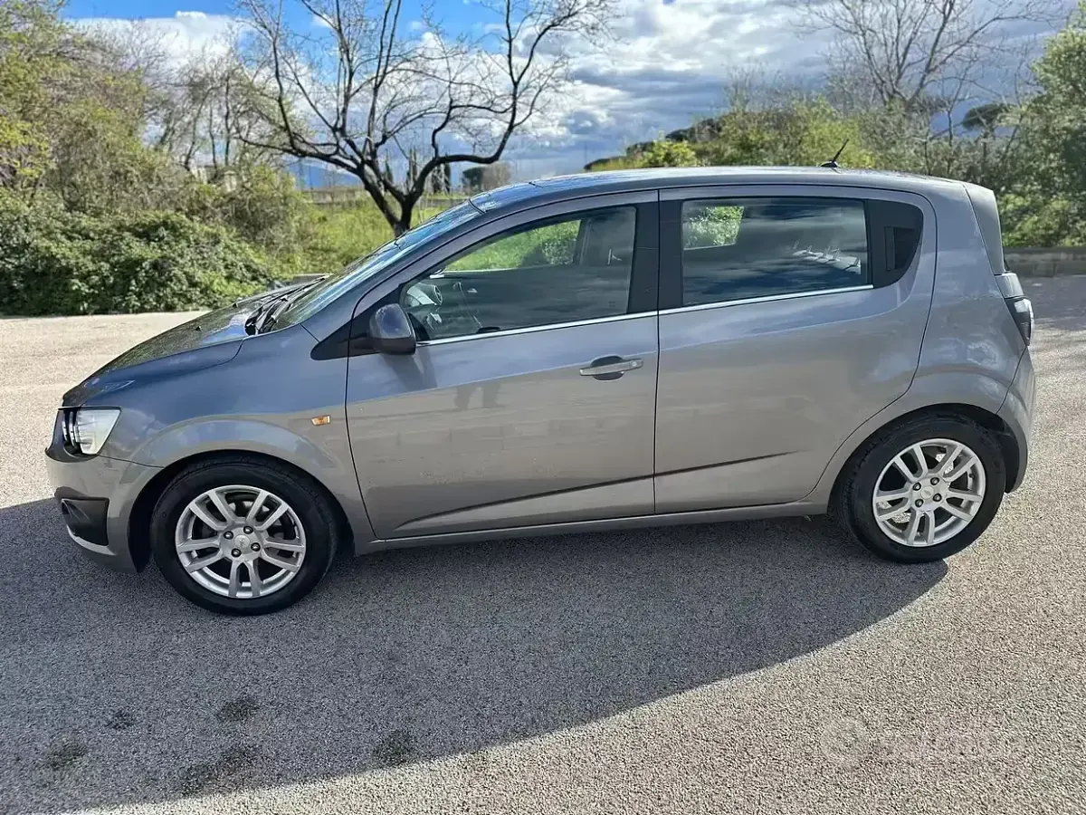 Usata Chevrolet Aveo LTZ 86 CV (63 kW) 2012 Berlina