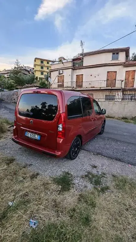 Usata Peugeot TePee Premium 90 CV (66 kW) 2009 Station wagon