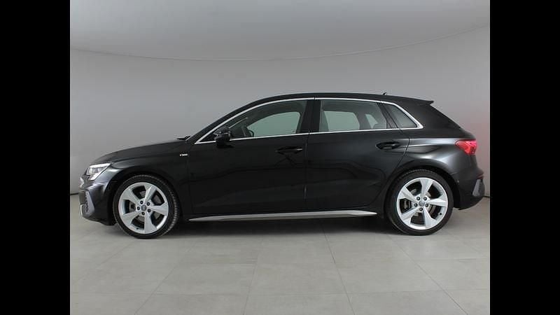 Usata Audi A3 Sportback S-Line 150 CV (110 kW) 2020 Nero Utilitaria