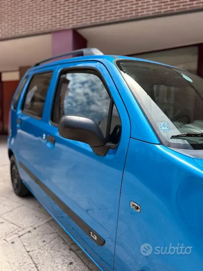 Usata Suzuki Wagon R+ GL 76 CV (55 kW) 2002 Bluazzurro Monovolume