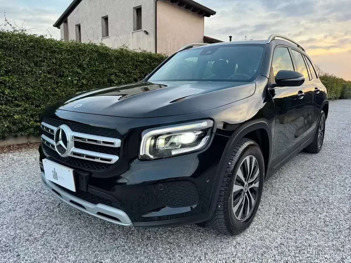 Usata Mercedes GLB220 190 CV (139 kW) 2023 Nero SUV