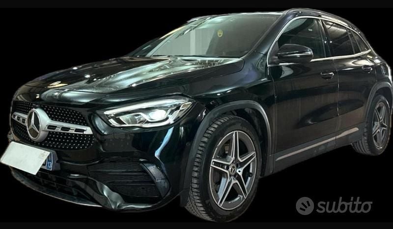 Usata Mercedes GLA200 Premium 150 CV (110 kW) 2021 Nero SUV