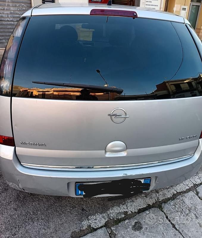 Usata Opel Meriva 2006 Grigio Monovolume