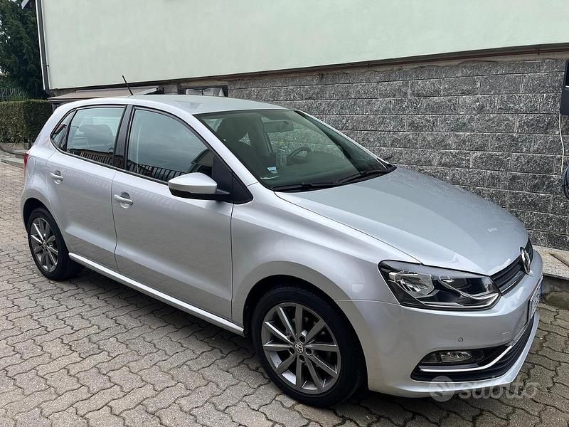 Usata VW Polo Highline 90 CV (66 kW) 2017 Grigio Berlina