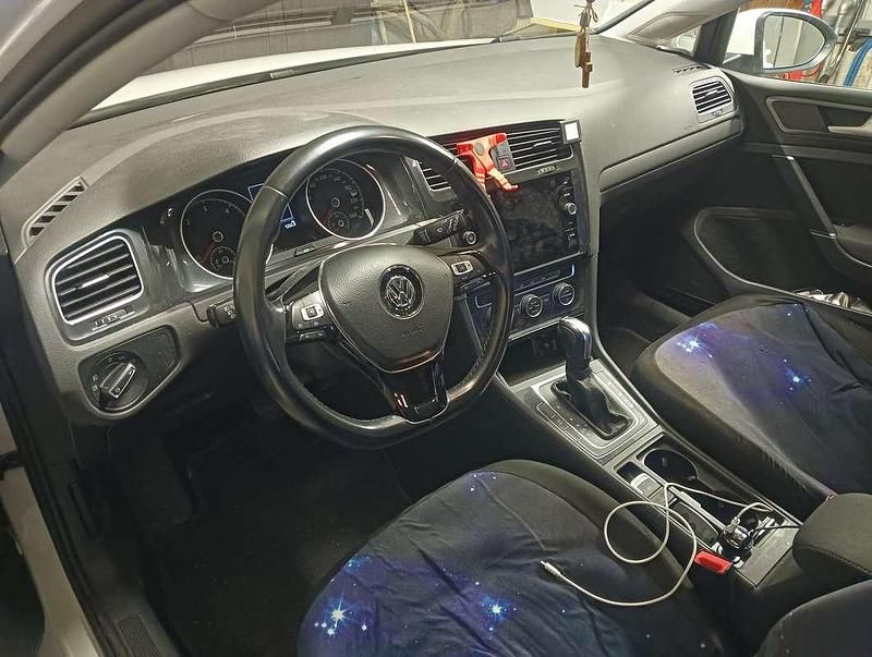 Usata VW Golf VII Business 150 CV (110 kW) 2019 Bianco Station wagon