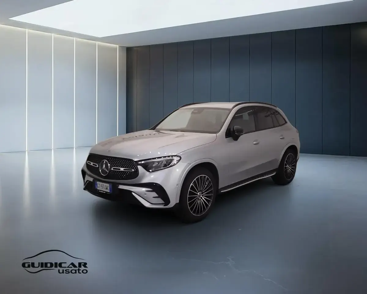 Usata Mercedes GLC300de Advanced 197 CV (144 kW) 2024 Argento metallizzato SUV