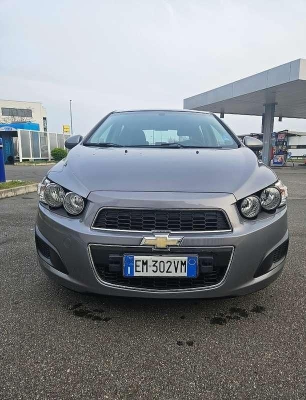 Usata Chevrolet Aveo LS 70 CV (51 kW) 2012 Grigio Berlina
