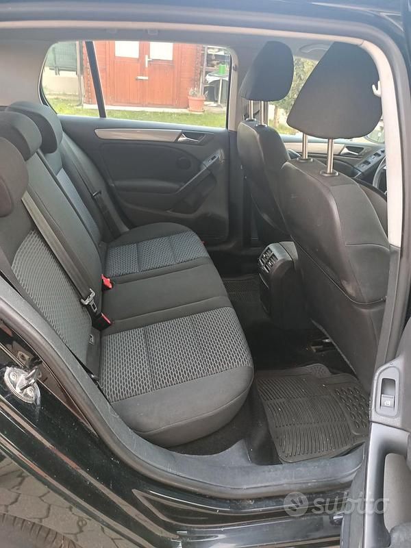 Usata VW Golf VI 110 CV (80 kW) 2009 Nero Utilitaria