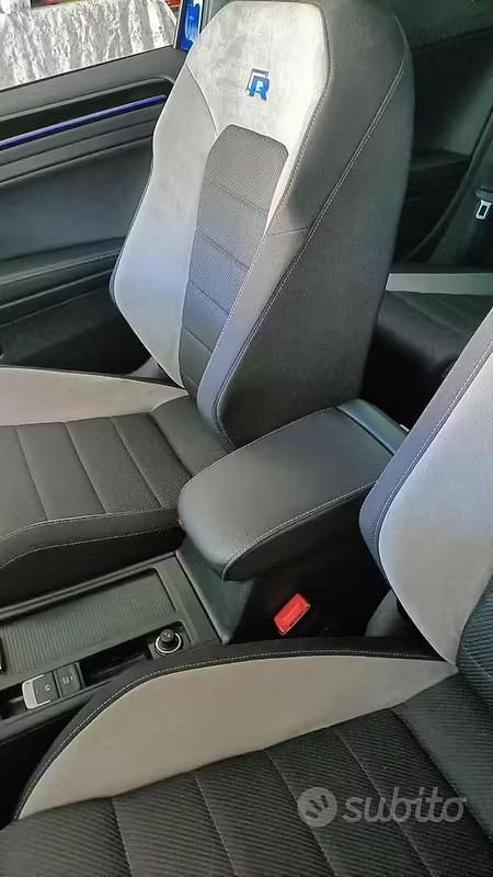 Usado VW Golf VII R 300 CV (220 kW) 2015 Berlina
