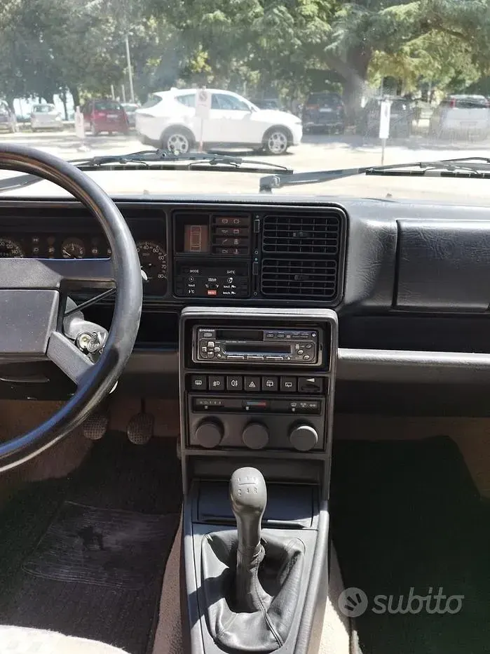 Usata Lancia Delta 109 CV (80 kW) 1987 Marrone Utilitaria