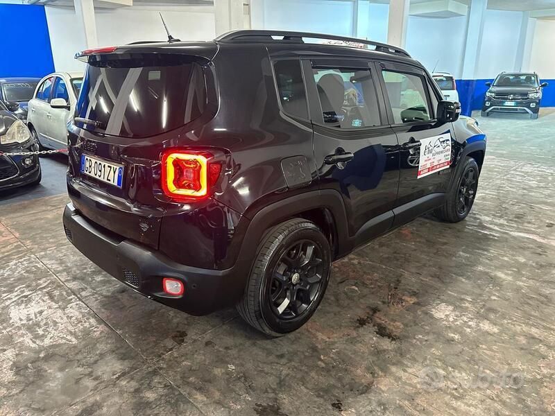 Usata Jeep Renegade Limited 120 CV (88 kW) 2017 Nero SUV