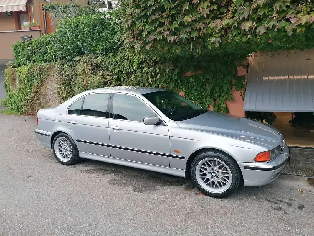 Usata BMW 520 150 CV (110 kW) 1998 Argento Berlina