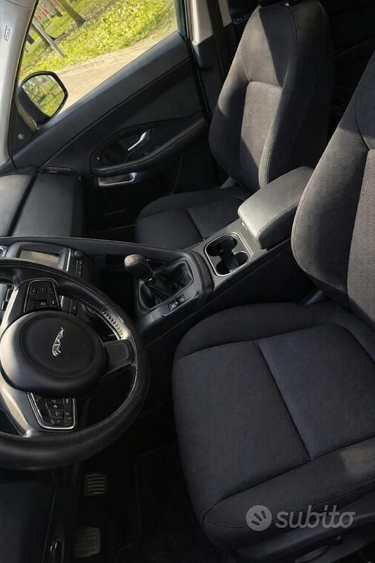 Usata Jaguar E-Pace R-Dynamic 2018 Nero SUV