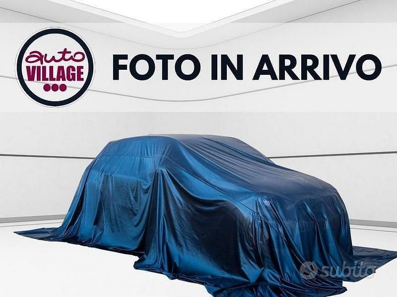 Usata Jeep Renegade Longitude 131 CV (96 kW) 2024 Blu/azzurro SUV