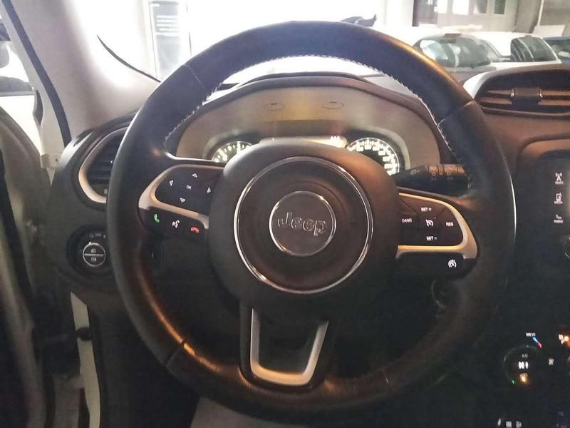 Usata Jeep Renegade Limited 140 CV (102 kW) 2016 Bianco SUV
