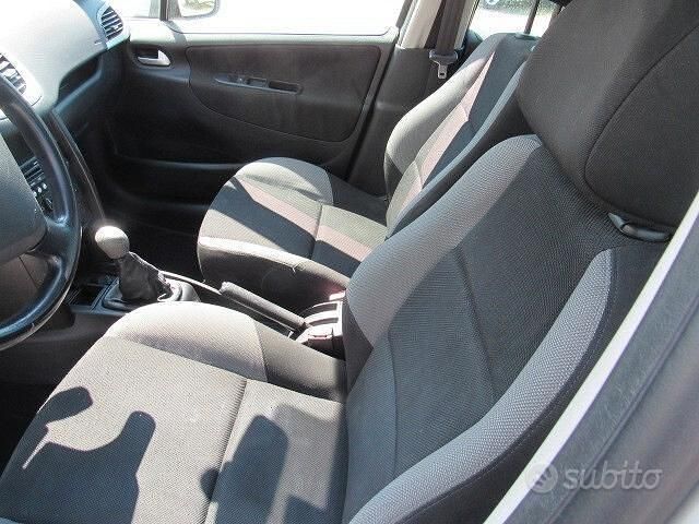Usata Peugeot 207 75 CV (55 kW) 2009 Grigio Berlina