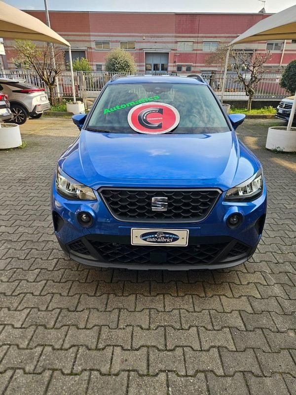 Usata Seat Arona Style 116 CV (85 kW) 2025 Metallizzato  azzurro SUV