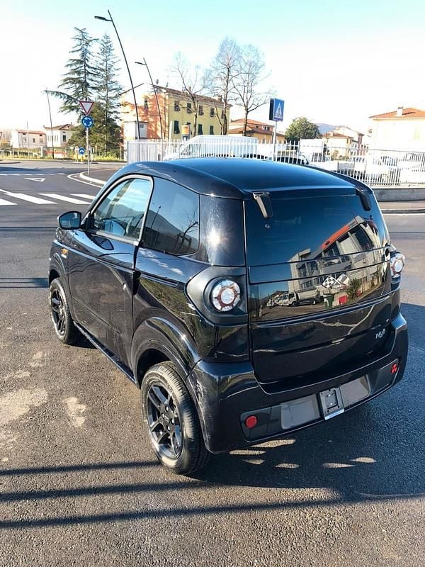 Usata Ligier Myli 2023 Nero Utilitaria