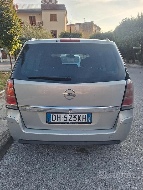 Gebraucht Opel Zafira 125 PS (91 kW) 2007 Van / Kleinbus