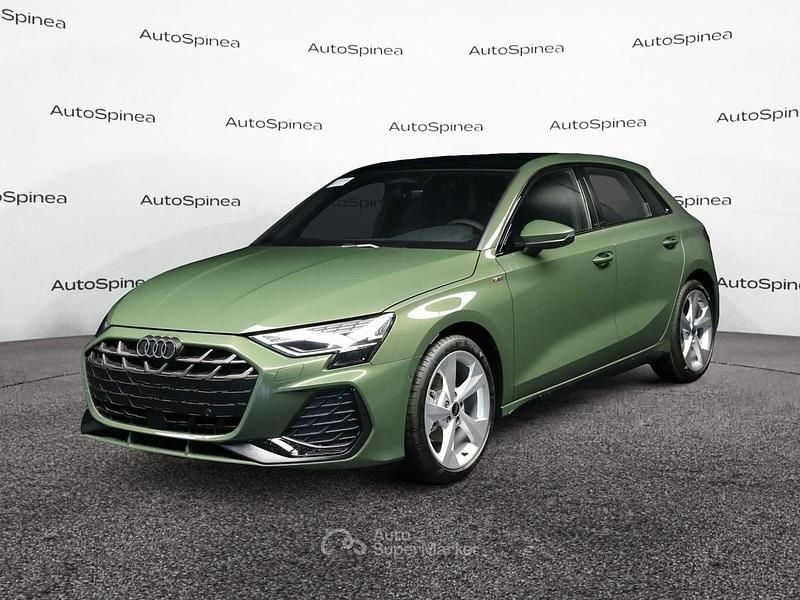 Nuova Audi A3 S-Line 150 CV (110 kW) 2026 Verde Berlina
