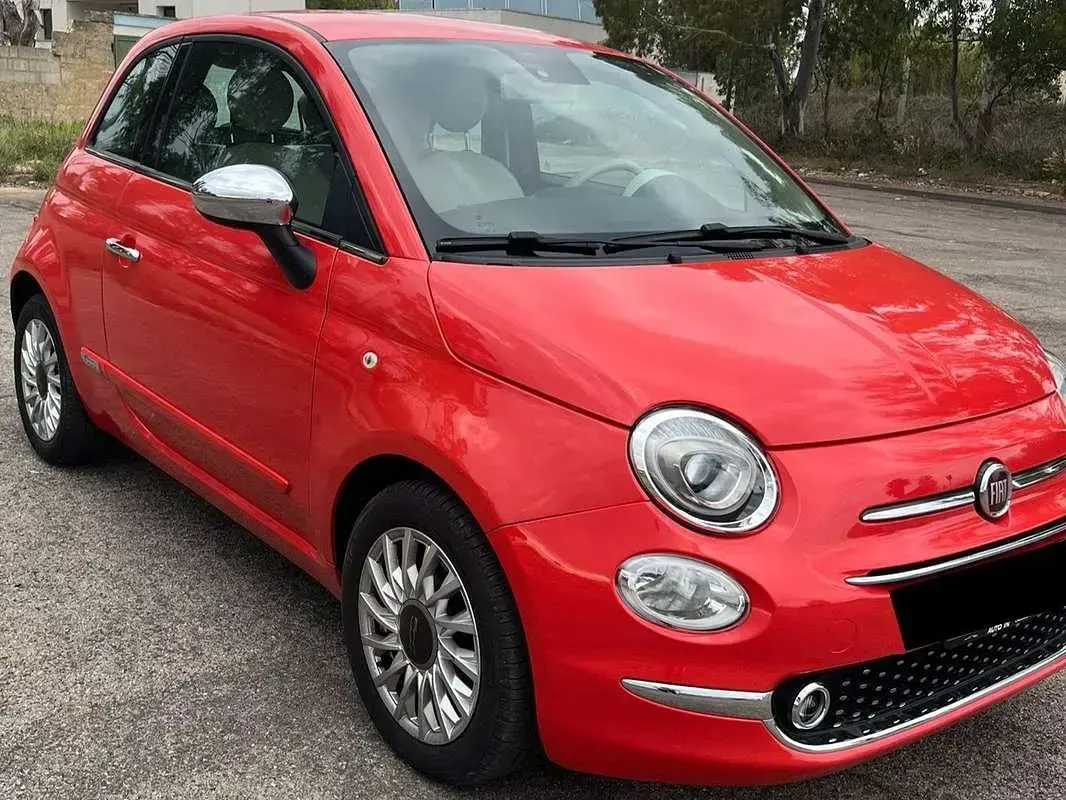 Usata Fiat 500 Dolcevita 69 CV (50 kW) 2019 Rosso Utilitaria