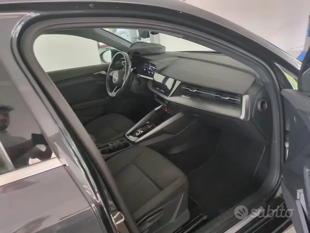 Usata Audi A3 116 CV (85 kW) 2022 Grigio Berlina