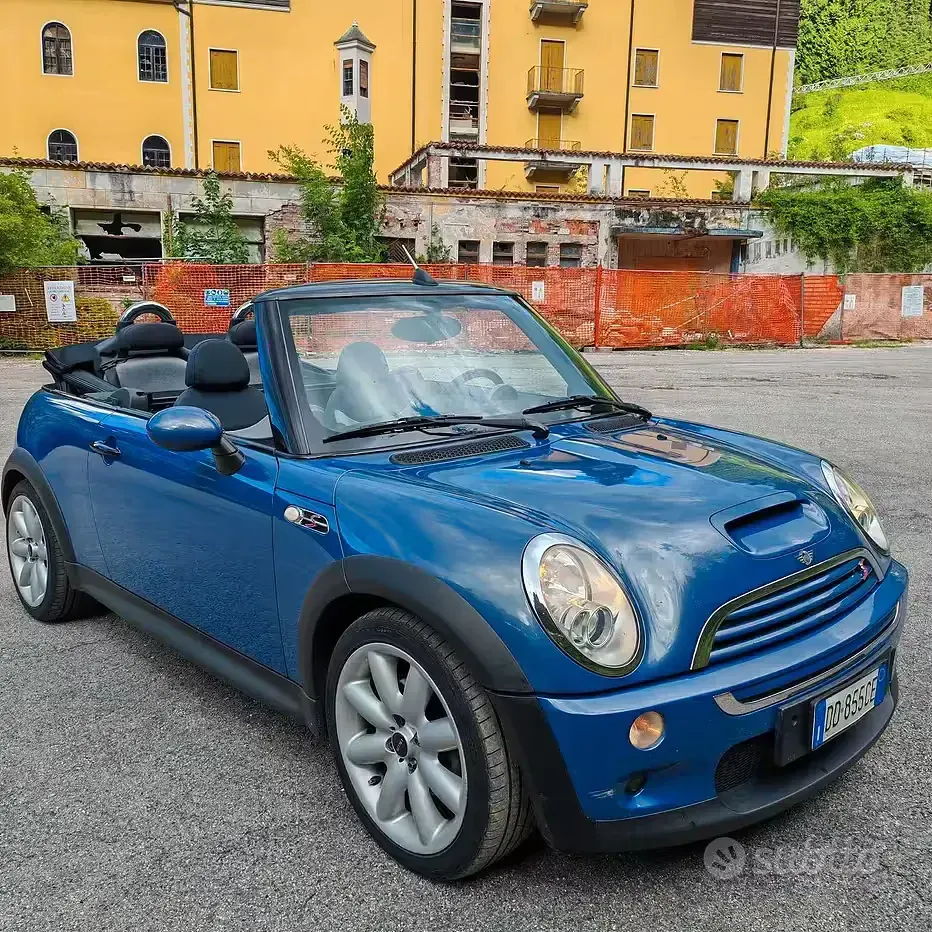 Usata Mini Cooper S Cabriolet 170 CV (125 kW) 2006 Cabrio