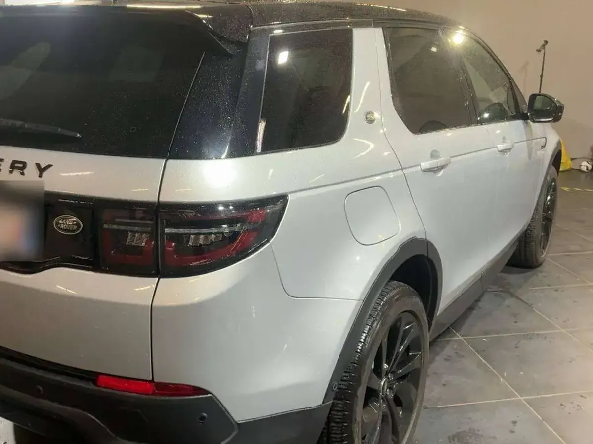 Usata Land Rover Discovery Sport 163 CV (119 kW) 2021 Argento SUV