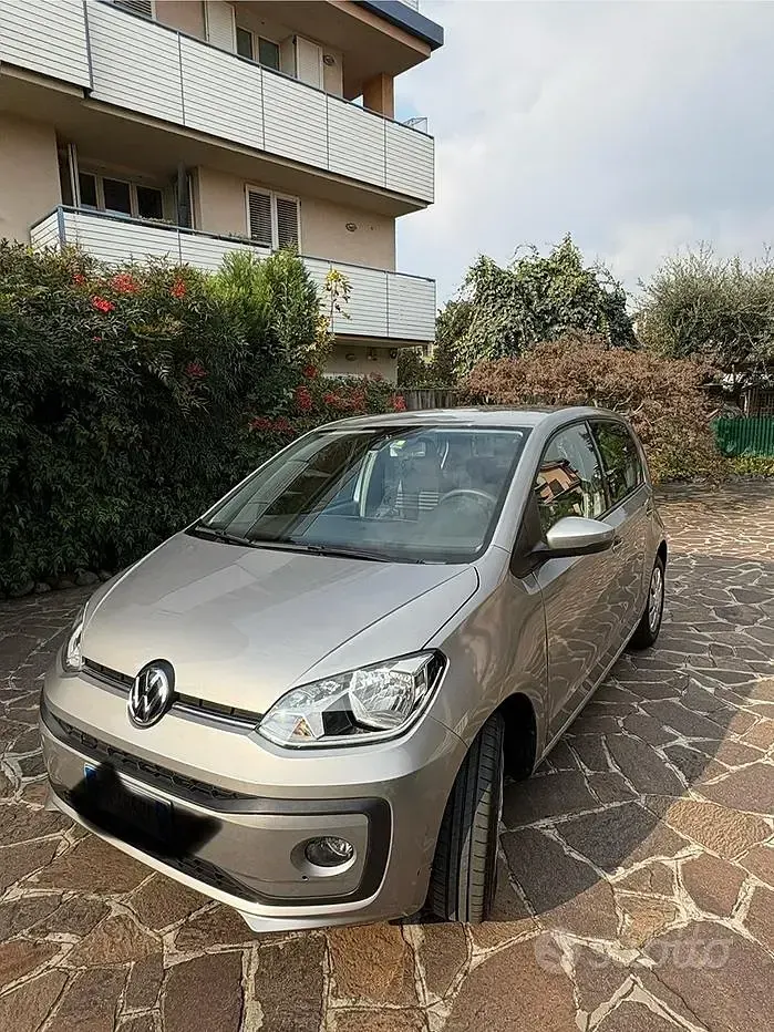 Usata VW up! Move 60 CV (44 kW) 2018 Grigio Utilitaria