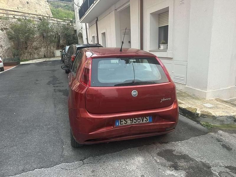 Usata Fiat Grande Punto Dynamic 90 CV (66 kW) 2006 Utilitaria