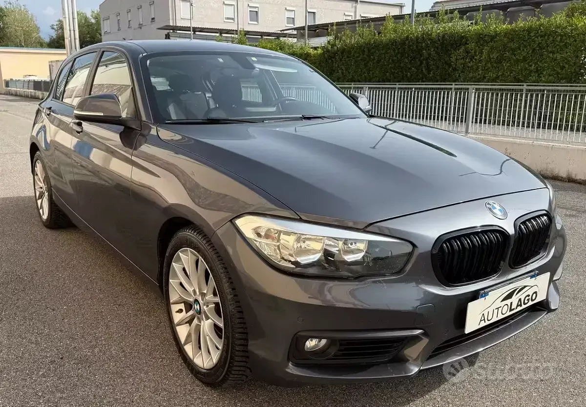 Usata BMW 118 150 CV (110 kW) 2017 Marrone Berlina