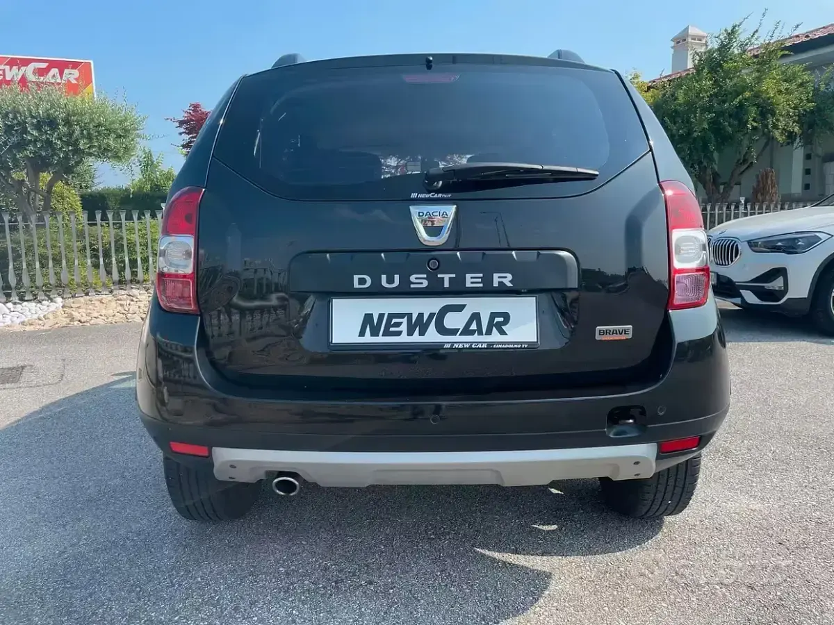 Usata Dacia Duster 109 CV (80 kW) 2017 Nero SUV