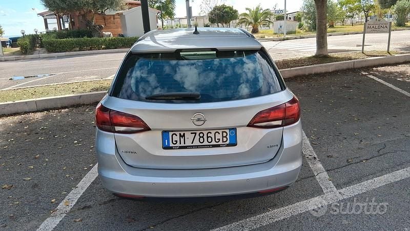 Usata Opel Astra 101 CV (74 kW) 2016 Grigio Station wagon