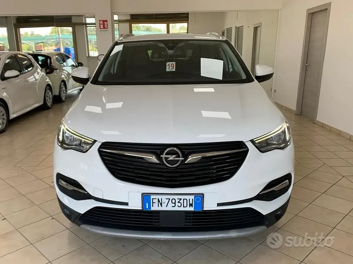 Usata Opel Grandland X Business 131 CV (96 kW) 2018 Bianco SUV