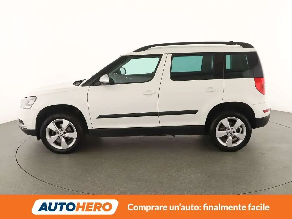 Usata Skoda Yeti Outdoor Ambition 110 CV (80 kW) 2015 Bianco SUV