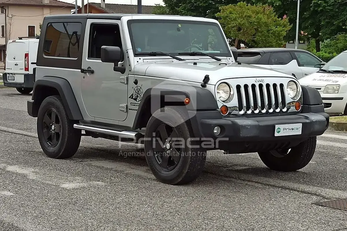 Usata Jeep Wrangler Sport 177 CV (130 kW) 2007 Grigio SUV