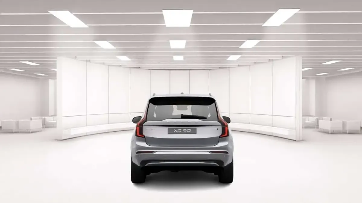 Nuova Volvo XC90 Ultra 250 CV (183 kW) 2026 Aurora silver metallizato SUV